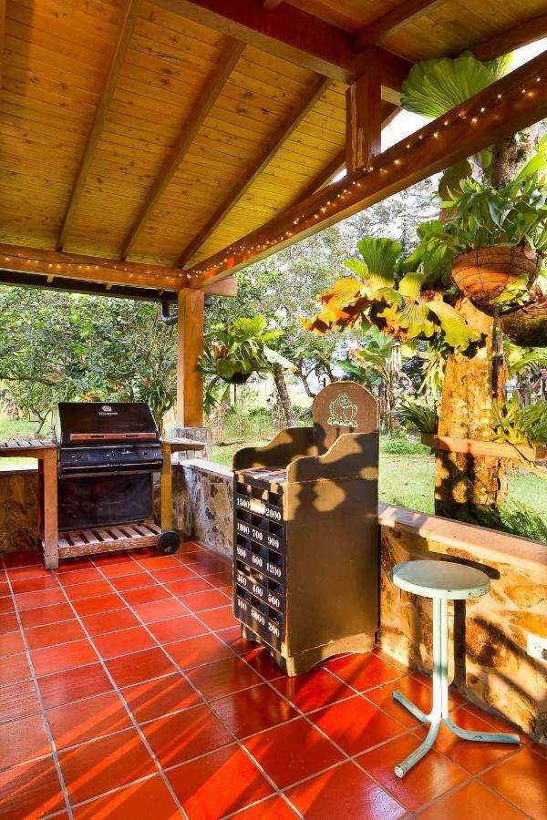 La Casa De Piedra Vila Guatapé Exterior foto